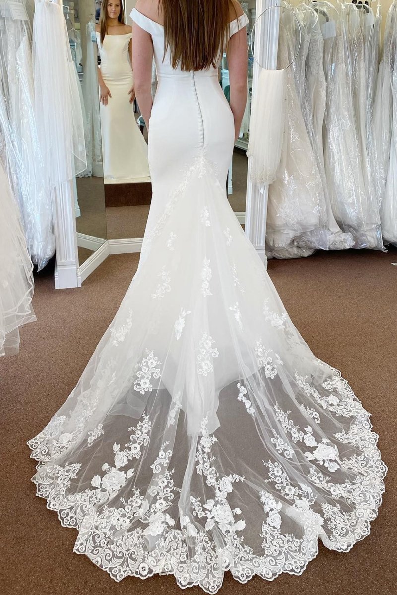 Off the Shoulder Long Mermaid Wedding Dress with Lace Appliques