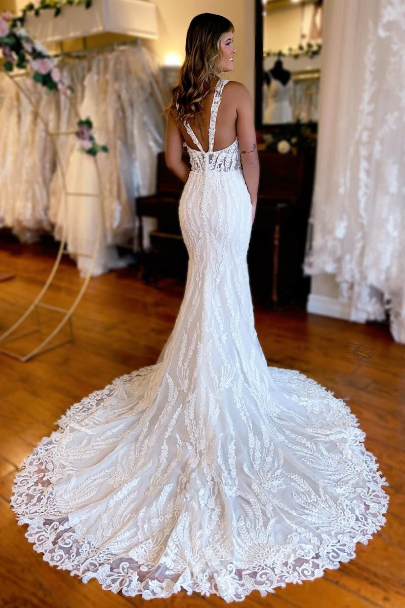 Neck Sheath Long Lace Wedding Dress with Slit