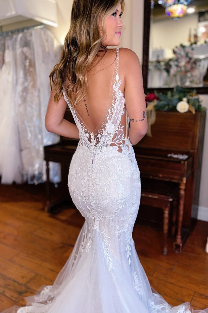 V-Neck Mermaid Long Lace Wedding Dress