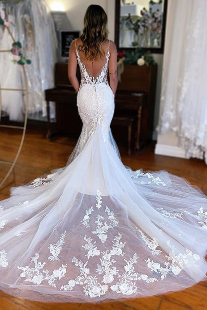V-Neck Mermaid Long Lace Wedding Dress