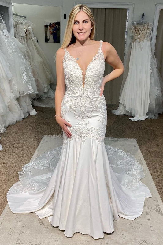 V-Neck Mermaid Long Wedding Dress with Appliques