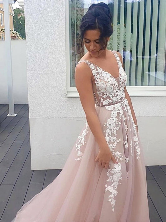 Elegant Long A-line V-neck Tulle Lace Backless Formal Graduation Prom Dresses